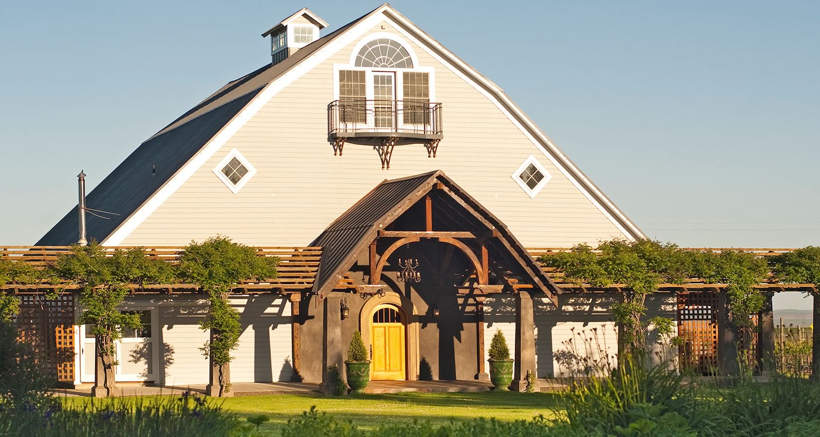 Winery garden with trellises