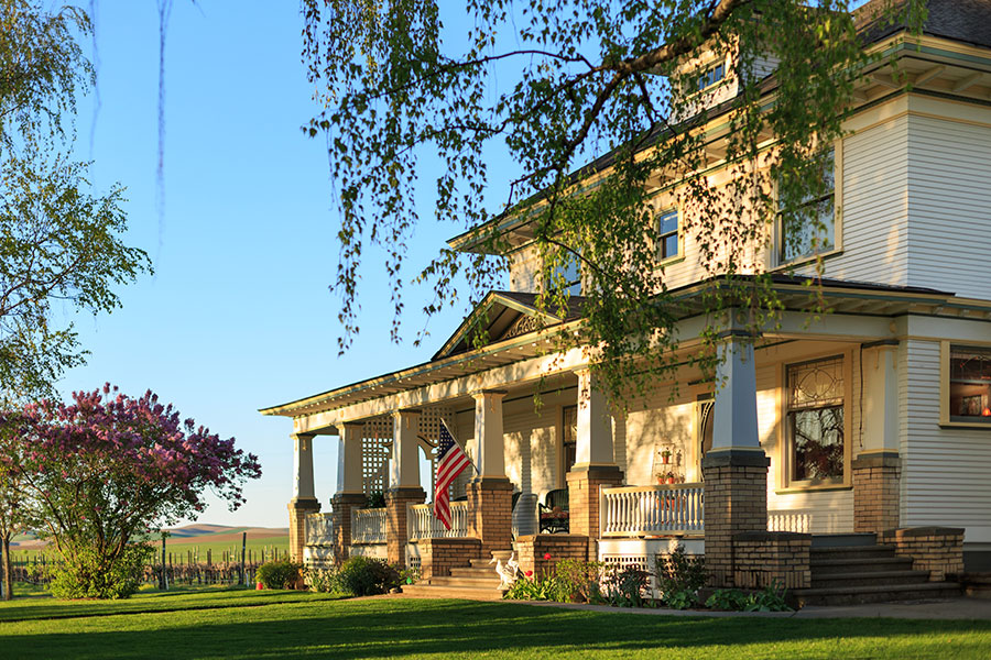 The Farmhouse at Abeja